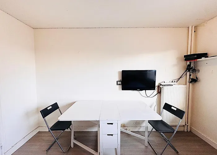 Apartment Pour 2 Pres De La Gare